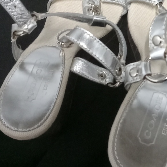 Shoes - Picture 2 of 6